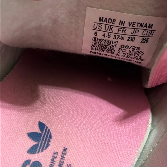 adidas Pink + Navy Gazelle Platforms - Picture 3 of 7